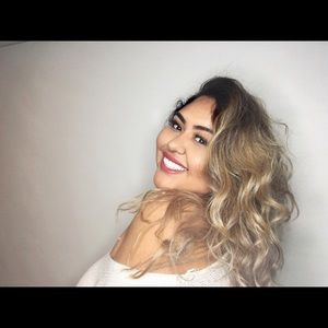 Meet your Posher, Andrea